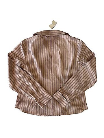 Harold's Long Sleeve Button-Down Shirt (view 2)