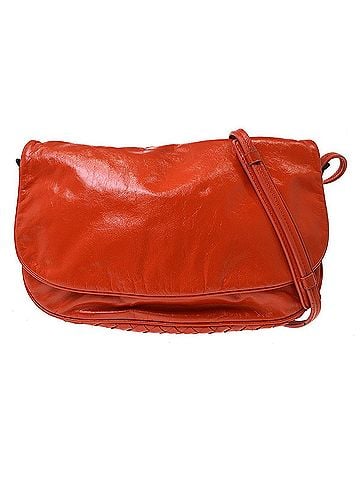 Bottega Veneta Flap Messenger Bag Leather With Intrecciato Detail Red Leather Shoulder Bag Bag (view 1)