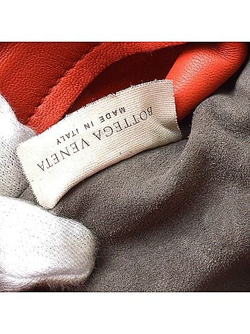Bottega Veneta Flap Messenger Bag Leather With Intrecciato Detail Red Leather Shoulder Bag Bag (view 2)