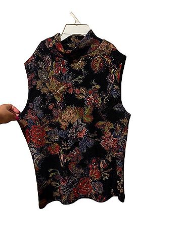 White Stag floral mock neck Sleeveless Top (view 2)