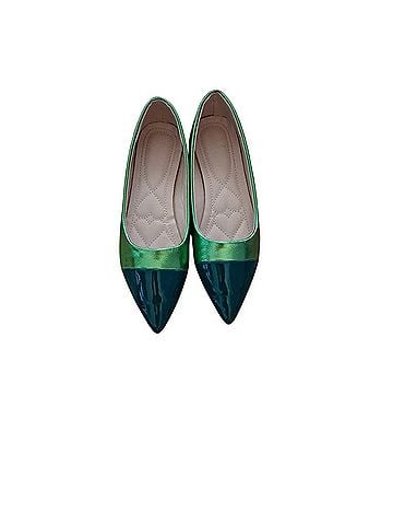Shein Flats (view 1)