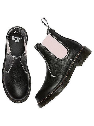 Dr. Martens 2976 Chelsea Boots Boots (view 1)