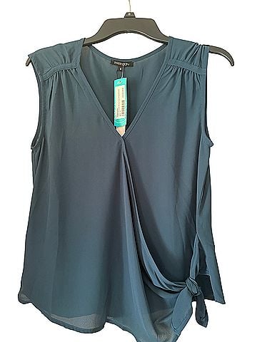 Papermoon Sleeveless Blouse (view 1)