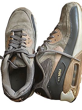 Nike Nike Sneakers (view 2)