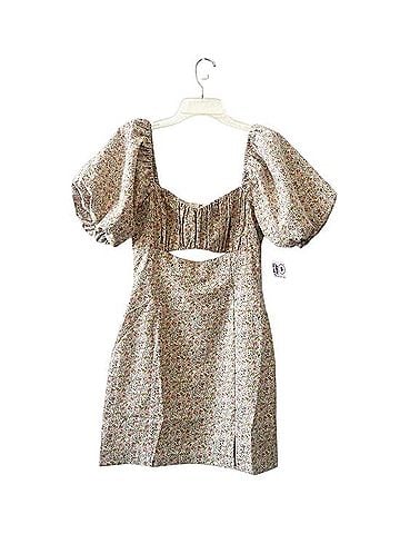 Astr Puff Sleeve Floral Mini Dress Casual Dress (view 1)