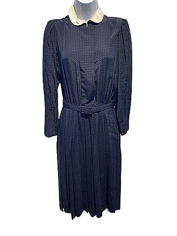 Albert Nipon Casual Dress (view 1)