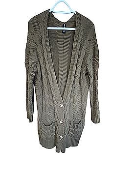 Agnes & Dora Cardigan (view 1)