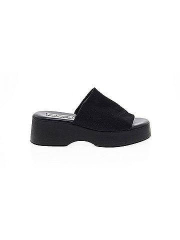 Steve Madden Steve Madden Sandals (view 1)