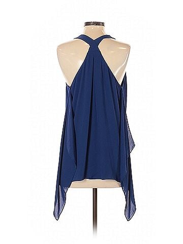 BCBGMAXAZRIA Bcbgmaxazria Sleeveless Blouse (view 2)