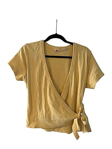 Levi's Short Sleeve Blouse (view 1)