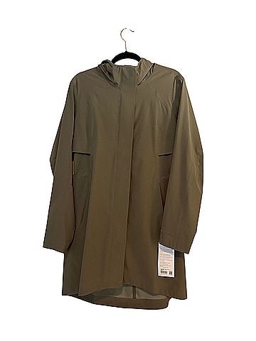 Lululemon Athletica Raincoat (view 1)