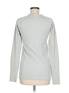 Lululemon Athletica Lululemon Athletica Long Sleeve T Shirt (view 2)