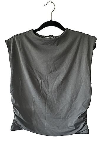 Abercrombie & Fitch Sleeveless Top (view 1)