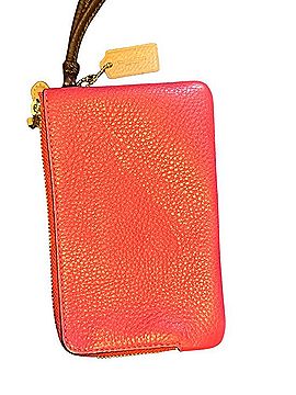 Coach Wristlet (view 2)