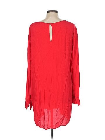 BCBGMAXAZRIA Bcbgmaxazria Casual Dress (view 2)