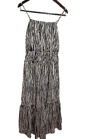 Express Casual Dress (view 1)