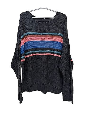 American Eagle Outfitters Pullover Sweater (view 1)