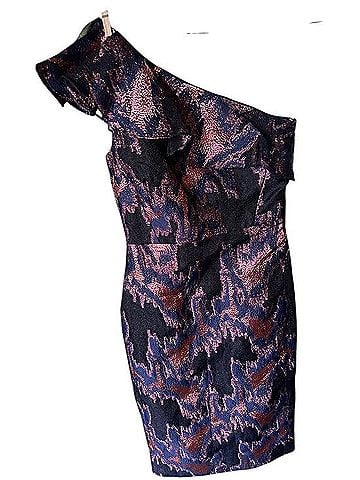 Monique Lhuillier Cocktail Dress (view 1)