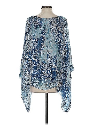 MADE IN ITALY Batwing Made In Italy Poncho (view 2)