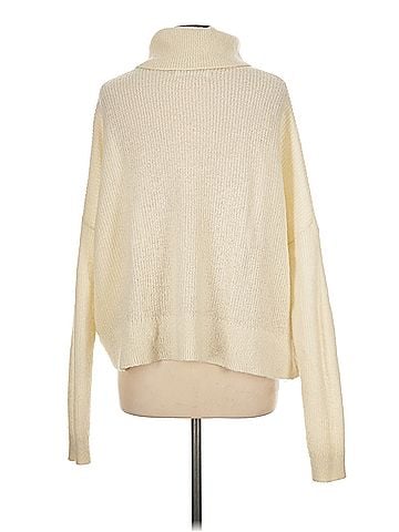 Abercrombie & Fitch Cozy Abercrombie &amp; Fitch Turtleneck Sweater (view 2)
