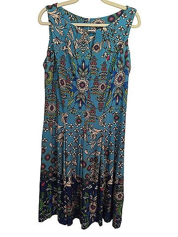 Gabby Skye Casual Dress (view 1)