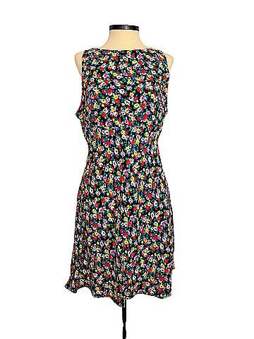 Alyn Paige Casual Dress (view 1)