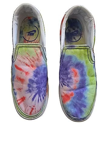 Nike Sneakers (view 2)