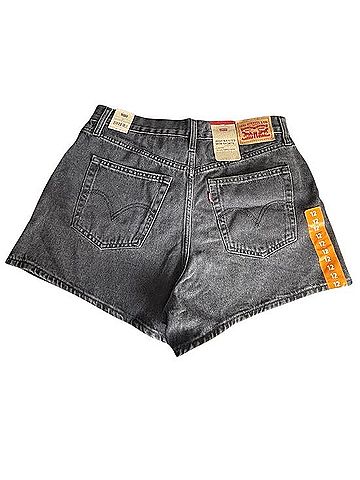 Levi's Classic High-Waist Mom Shorts Denim Shorts (view 2)