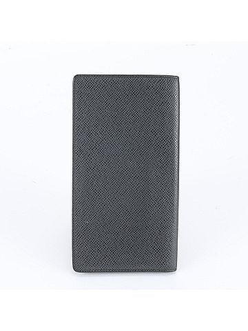 Louis Vuitton Louis Vuitton Taiga Porte Cartes Credit M31002 Leather Long Wallet Bi-fold for Men (view 2)