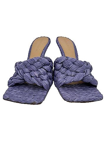 Bottega Veneta Bottega Veneta Intrecciato Weave Stilletto in Purple Raffia (view 2)