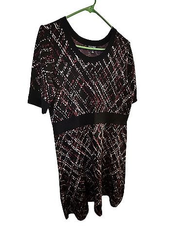 Roz & Ali Casual Dress (view 2)