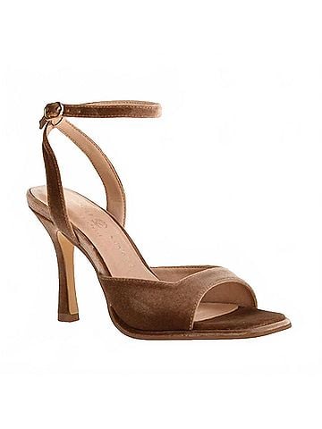 Chinese Laundry Women's Lynwood Velvet Heel in Tan (view 1)