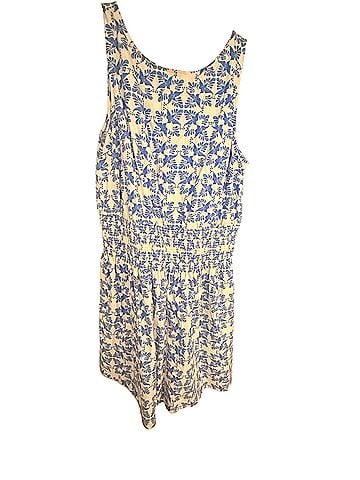 Universal Thread Casual Dress (view 2)