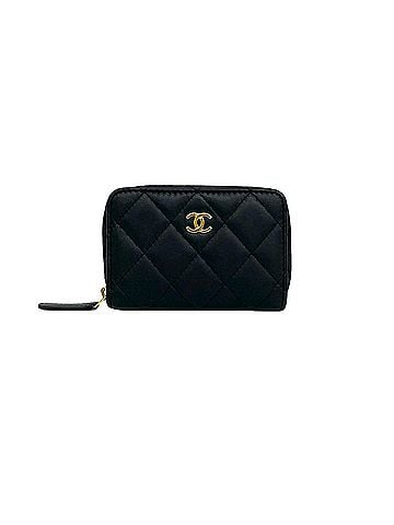 Chanel CHANEL Matelassé Coco Mark Lambskin Leather Round Zip Wallet/Coin Case Black 60337 (view 1)