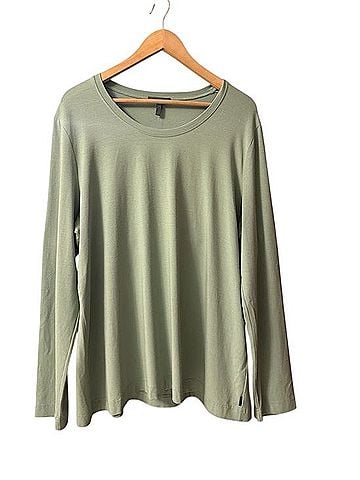 Oska Size 5 Long Sleeve T-Shirt (view 1)