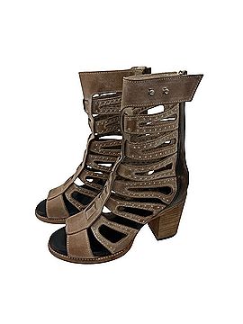 Freebird Lotus Heels (view 1)