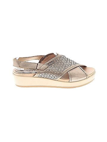 Pikolinos Pikolinos Sandals (view 1)