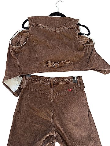 Levi's rib cage wide leg and vest Cords (view 2)