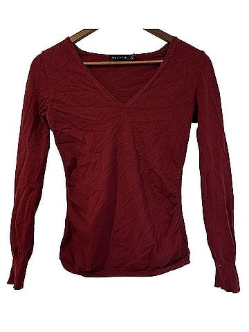 The Limited Long Sleeve Top (view 1)