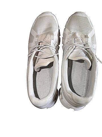 On no brand Sneakers (view 2)