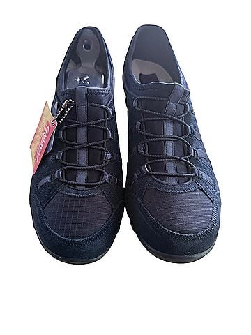 Skechers Sneakers (view 1)