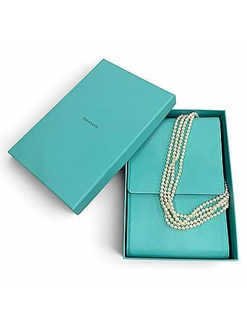Tiffany & Co. TIFFANY&amp;Co. Tiffany Ziegfeld Collection Freshwater Pearl 925 Long Necklace, White/Silver, Purchased February 2017, Weight 104g, Women's, Comes with Box and Dust Bag. (view 2)