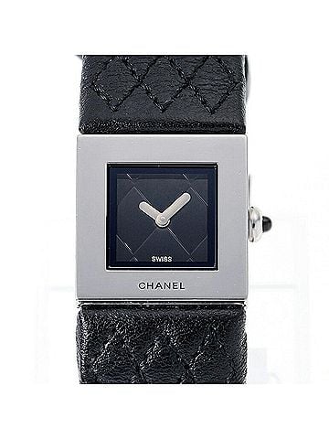 Chanel Chanel Matelassé H0116 Black Quartz Watch (view 1)