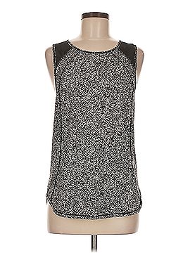 Lululemon Athletica Lululemon Athletica Sleeveless T Shirt (view 1)