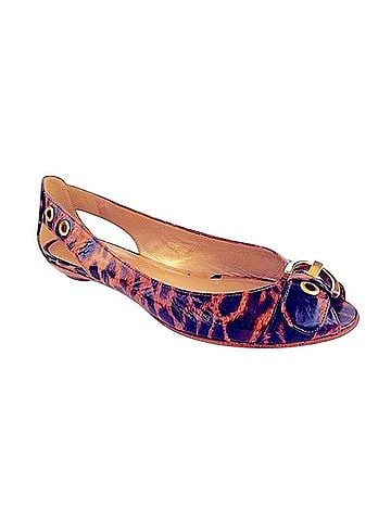 Stuart Weitzman Chitchat Flats (view 1)