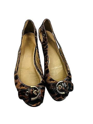 Stuart Weitzman Chitchat Flats (view 2)