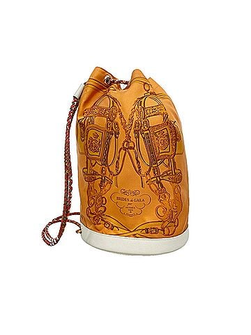 Hermès Hermes Socquoir 22 Silk Shoulder Bag, Orange, ?O Stamp, Women's (view 1)