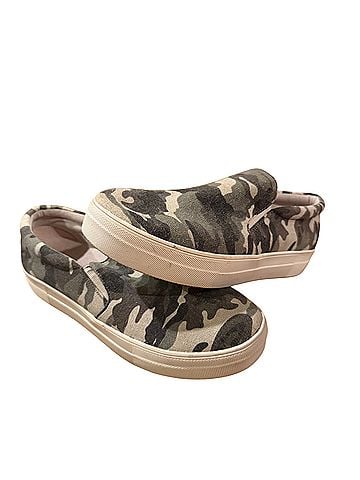 Steve Madden Sneakers (view 1)