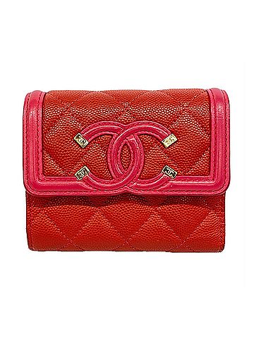 Chanel Chanel Tri-fold Wallet CC Filigree Caviar Skin Red Women's (view 1)