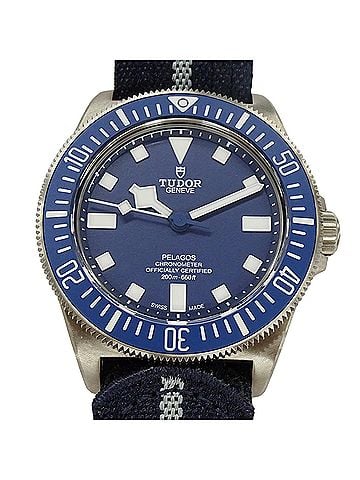 Tudor Tudor Pelagos FXD 25707B 24 Men's Automatic Watch, Titanium, Fabric Strap, Silver &amp; Blue. (view 2)